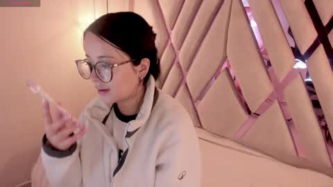 M A R T I N A  online show from April 16, 2026, 12:28 pm