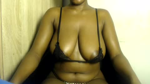Snapshot of goddess_mellissa chatting on July 10, 2026, 6:39 am mellissa online show from July 10, 2026, 6:39 am