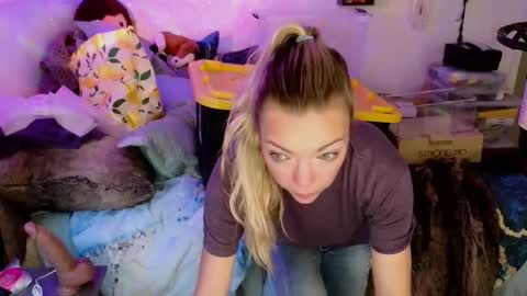 Patricia Mars           Goddess of Mars twitter thegoddessmindy online show from October 28, 2025, 2:31 pm