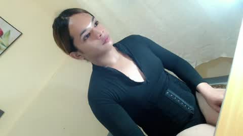 Snapshot of goddesscynthara chatting on May 11, 2026, 3:18 pm kia online show from May 11, 2026, 3:18 pm