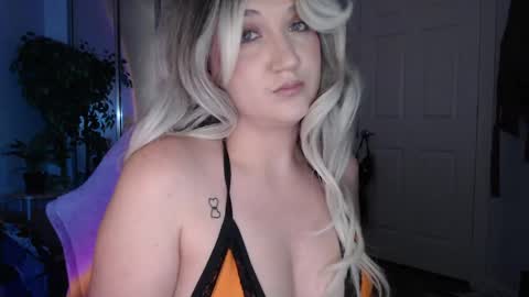 Snapshot of goddessemmy chatting on May 19, 2026, 3:13 am Goddess Emmy online show from May 19, 2026, 3:13 am