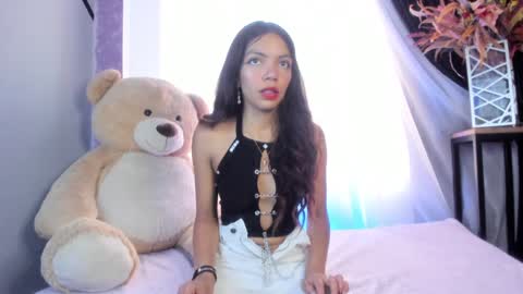 Snapshot of goddessjulieta chatting on January 12, 2025, 6:59 pm Julieta online show from January 12, 2025, 6:59 pm