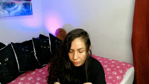  Naih Reyes online show from April 6, 2026, 5:52 am