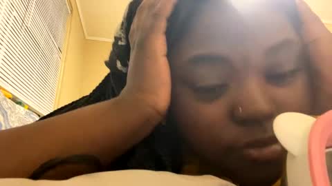 goddessnyia online show from February 3, 2025, 5:07 am