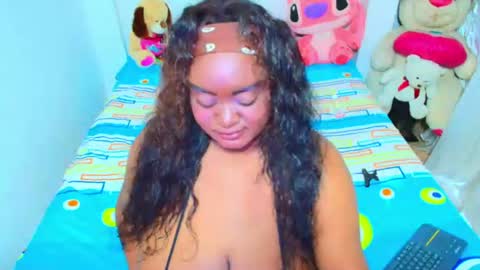 Snapshot of godessqqq chatting on July 2, 2026, 7:53 pm Godess Tracy online show from July 2, 2026, 7:53 pm
