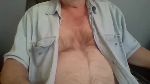 Snapshot of godfather943 chatting on June 9, 2026, 8:31 pm godfather943 online show from June 9, 2026, 8:31 pm