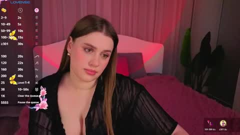 Lilya online show from April 28, 2026, 8:14 pm