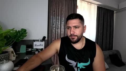 gold_alpha_boy online show from October 15, 2025, 8:36 am