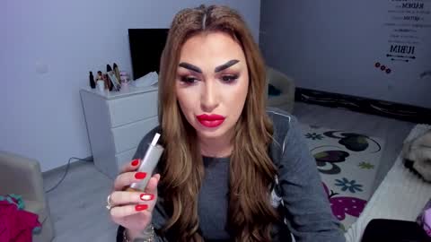 Snapshot of golddivine00 chatting on January 17, 2025, 5:32 am Nicole.. online show from January 17, 2025, 5:32 am