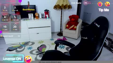 Snapshot of golddivine00 chatting on September 23, 2025, 2:47 am Nicole.. online show from September 23, 2025, 2:47 am