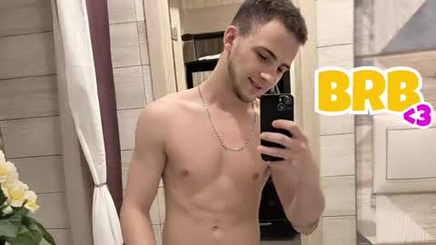 Snapshot of golden_boyyy21 chatting on March 12, 2026, 7:58 am Golden boyyy21 online show from March 12, 2026, 7:58 am