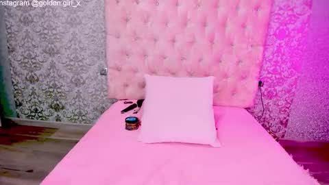 Snapshot of golden_girl__ chatting on September 15, 2025, 1:38 am golden girl   online show from September 15, 2025, 1:38 am