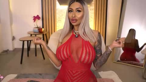 Snapshot of goldenamberx chatting on January 18, 2026, 6:28 am GoldenAmberX online show from January 18, 2026, 6:28 am