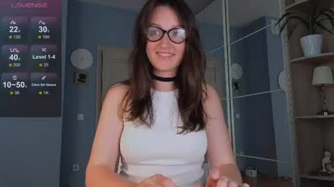 Snapshot of goldencrystaal chatting on July 10, 2026, 4:09 pm GoldenCrystal online show from July 10, 2026, 4:09 pm