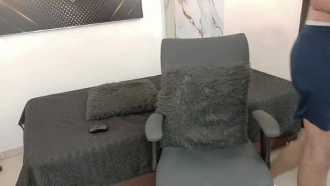 Snapshot of goldendesirex_ chatting on May 14, 2026, 6:58 pm online show from May 14, 2026, 6:58 pm
