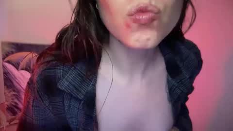Snapshot of goldengirlcartierxo chatting on January 14, 2025, 6:24 am Goldengirlcartier online show from January 14, 2025, 6:24 am