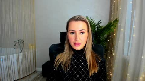 Olivia online show from January 20, 2025, 12:39 pm