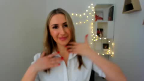 Olivia online show from February 10, 2025, 6:31 am