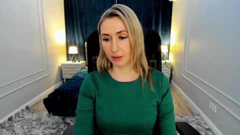 Olivia online show from February 23, 2025, 2:35 pm