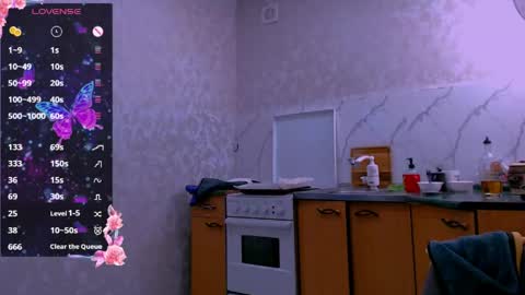 Snapshot of goldenwitchx chatting on May 15, 2026, 5:20 pm Polina online show from May 15, 2026, 5:20 pm