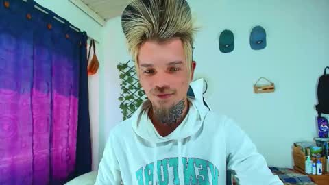 Goldy Loyal93 online show from February 26, 2026, 3:22 pm