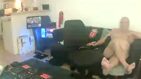 goldyguy011 online show from July 8, 2026, 10:58 pm
