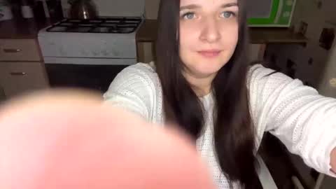 good_girl_24 online show from June 6, 2026, 8:46 pm