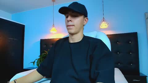 Snapshot of good_sheep chatting on March 7, 2025, 3:29 am good_sheep online show from March 7, 2025, 3:29 am