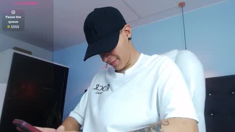 Snapshot of good_sheep chatting on October 18, 2025, 3:53 am good_sheep online show from October 18, 2025, 3:53 am