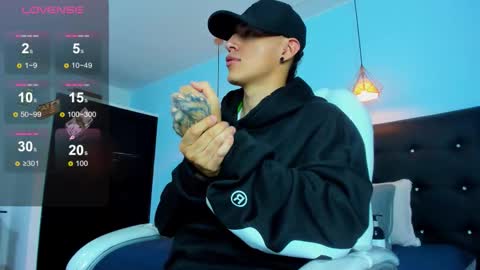 Snapshot of good_sheep chatting on November 19, 2025, 3:39 am good_sheep online show from November 19, 2025, 3:39 am