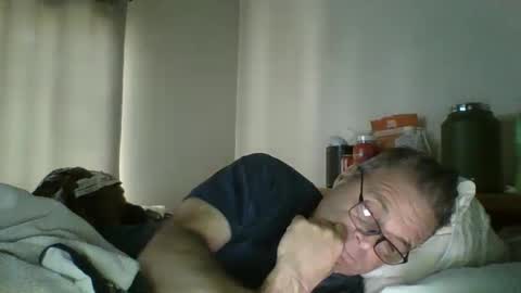 Snapshot of good_vibes chatting on December 25, 2024, 10:27 pm good_vibes online show from December 25, 2024, 10:27 pm
