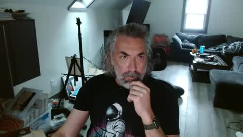 gopher988 online show from February 1, 2025, 9:29 pm