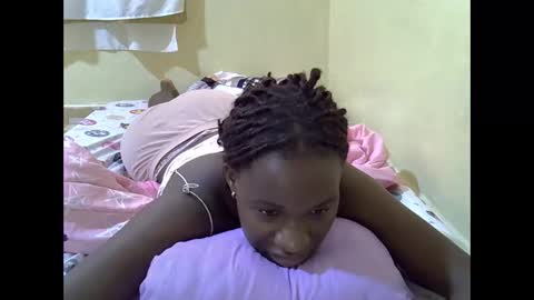Snapshot of gorgeous_maya1 chatting on April 24, 2026, 7:22 am gorgeous_maya1 online show from April 24, 2026, 7:22 am