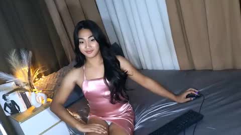 Snapshot of gorgeous_niicole chatting on July 2, 2026, 3:23 am gorgeous_niicole online show from July 2, 2026, 3:23 am