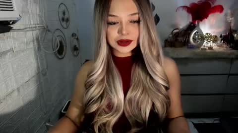 Snapshot of gorgeousamandarose chatting on March 3, 2025, 12:16 pm Amanda rose online show from March 3, 2025, 12:16 pm
