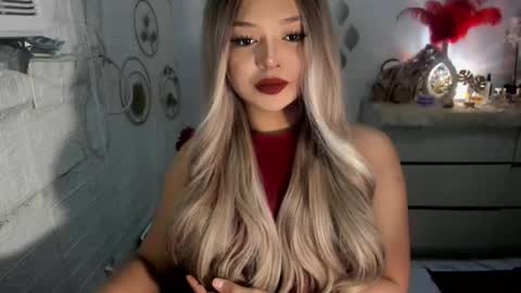 Snapshot of gorgeousamandarose chatting on March 11, 2025, 3:05 am Amanda rose online show from March 11, 2025, 3:05 am