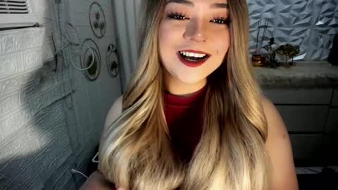 Snapshot of gorgeousamandarose chatting on October 12, 2025, 3:27 am Amanda rose online show from October 12, 2025, 3:27 am