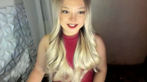 Snapshot of gorgeousamandarose chatting on May 25, 2026, 3:12 am Amanda rose online show from May 25, 2026, 3:12 am