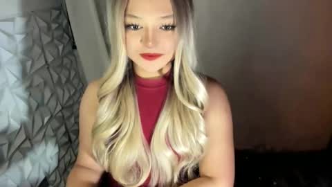 Snapshot of gorgeousamandarose chatting on May 28, 2026, 5:38 am Amanda rose online show from May 28, 2026, 5:38 am