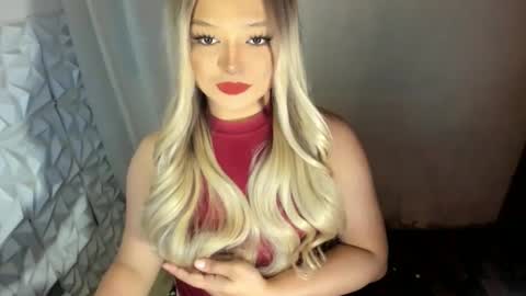 Snapshot of gorgeousamandarose chatting on June 2, 2026, 2:30 pm Amanda rose online show from June 2, 2026, 2:30 pm