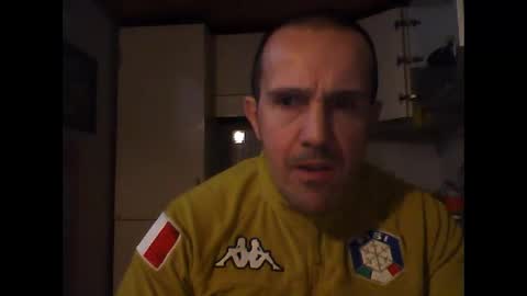 Snapshot of gorillonexxx chatting on April 2, 2026, 5:10 pm gorillonexxx online show from April 2, 2026, 5:10 pm