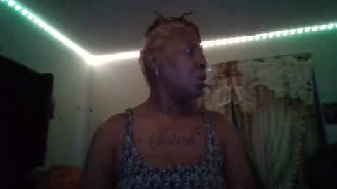 Sue Goddess online show from November 2, 2025, 5:37 pm