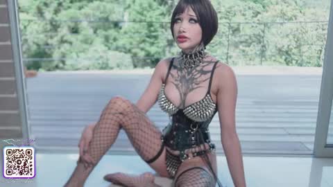 sophie  Special celebration a the beach 300k followers 3011 and 0112   online show from April 25, 2026, 7:33 pm