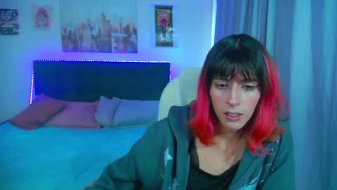 goth_minerva online show from April 7, 2026, 2:39 pm