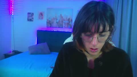 Snapshot of goth_minerva chatting on July 14, 2026, 1:50 pm goth_minerva online show from July 14, 2026, 1:50 pm