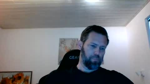Snapshot of gottalop chatting on June 21, 2026, 5:43 am gottalop online show from June 21, 2026, 5:43 am