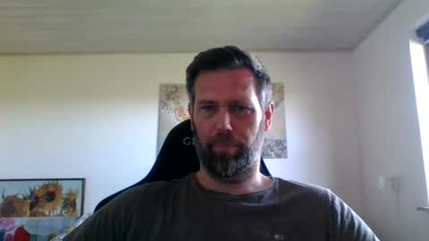 Snapshot of gottalop chatting on June 25, 2026, 1:26 pm gottalop online show from June 25, 2026, 1:26 pm