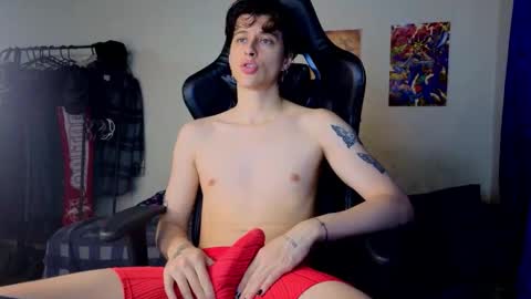 angelito tu novio online show from November 2, 2025, 10:34 pm