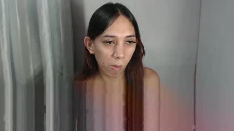 HoneyGrace online show from April 22, 2026, 6:05 am