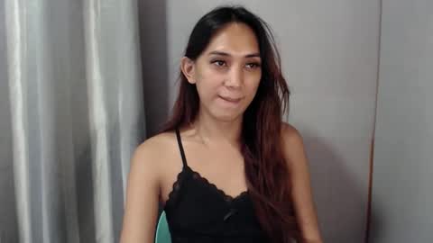 HoneyGrace online show from April 28, 2026, 5:56 am